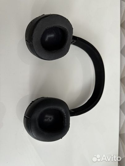 Беспроводные наушники JBL