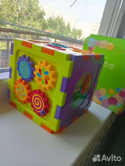 Развивающие игрушки,кубик