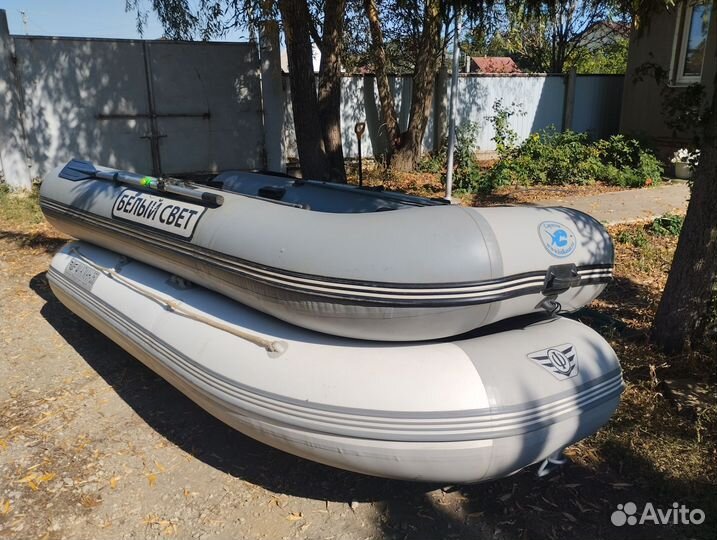 Лодка с мотором