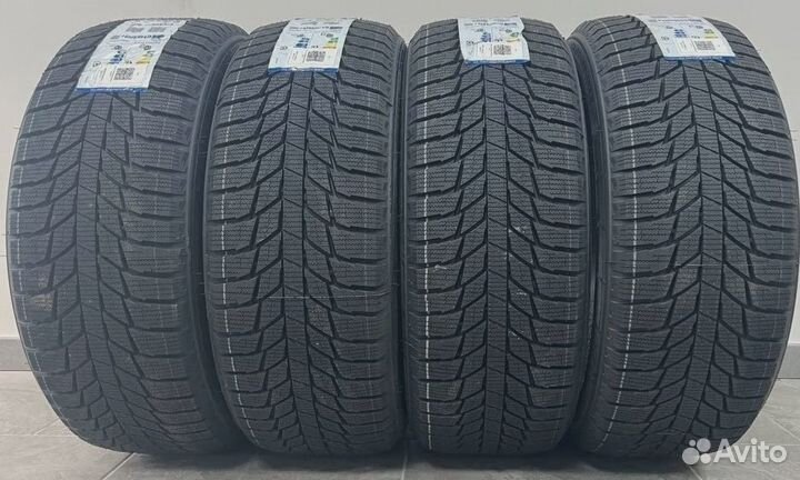 Triangle PL01 215/65 R17 99T