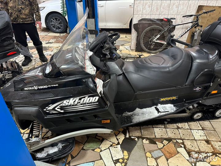 BRP Ski-Doo Expedition 1300