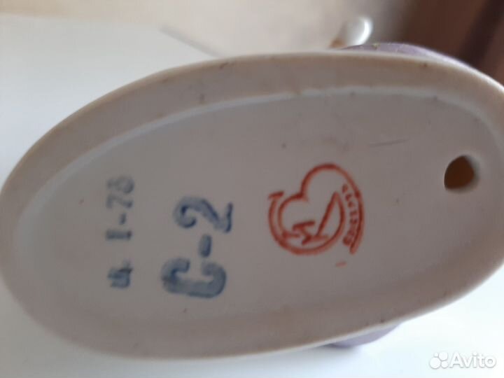 Статуэтки, фарфор