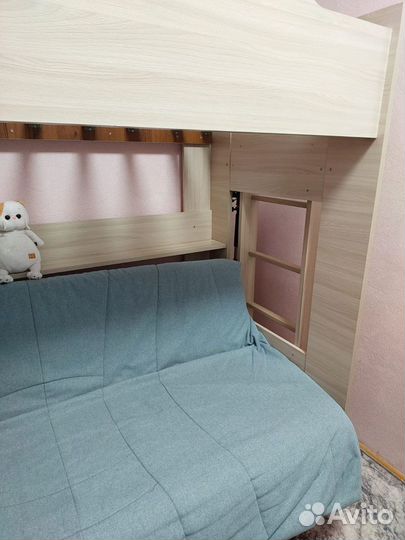 Двухъярусная кровать с диваном бу