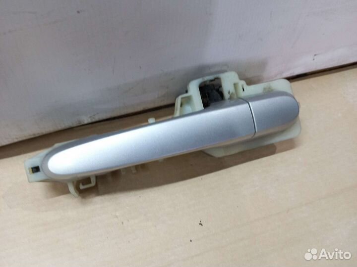 Ручка передняя правая Киа Соренто 2