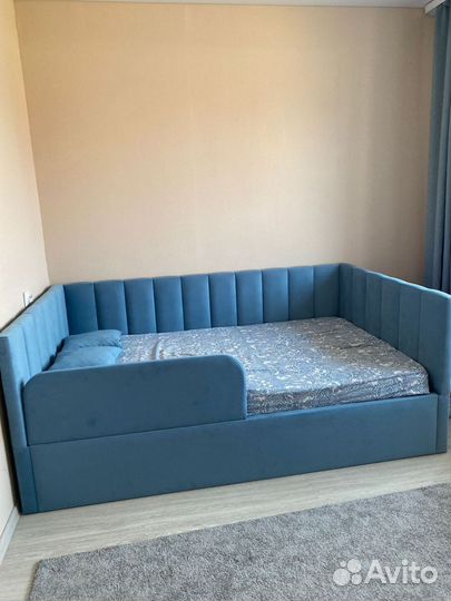 Диван-кровать детская 