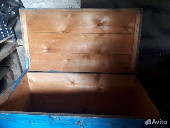 Сундуки деревянные вещи ретро чемоданы