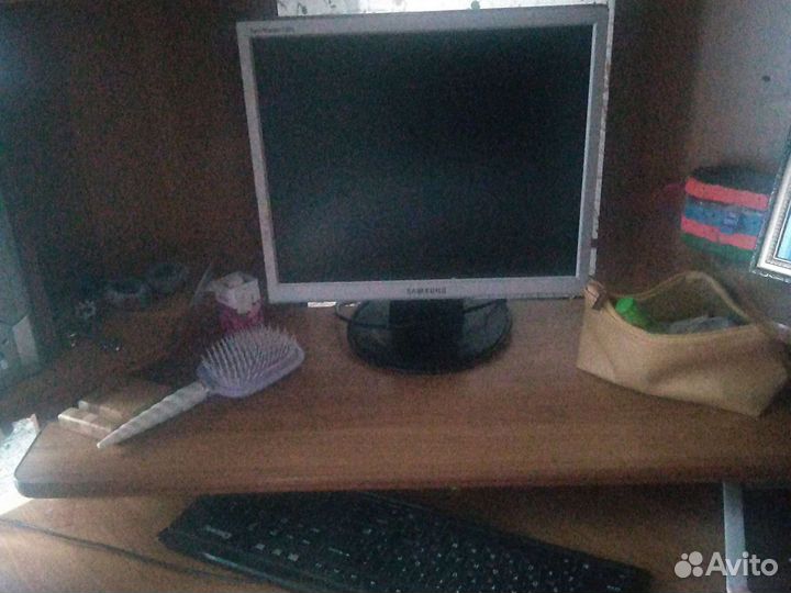 Монитор Samsung