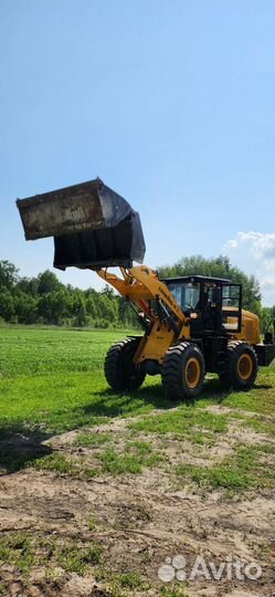 Услуги фронтального челюстного погрузчика