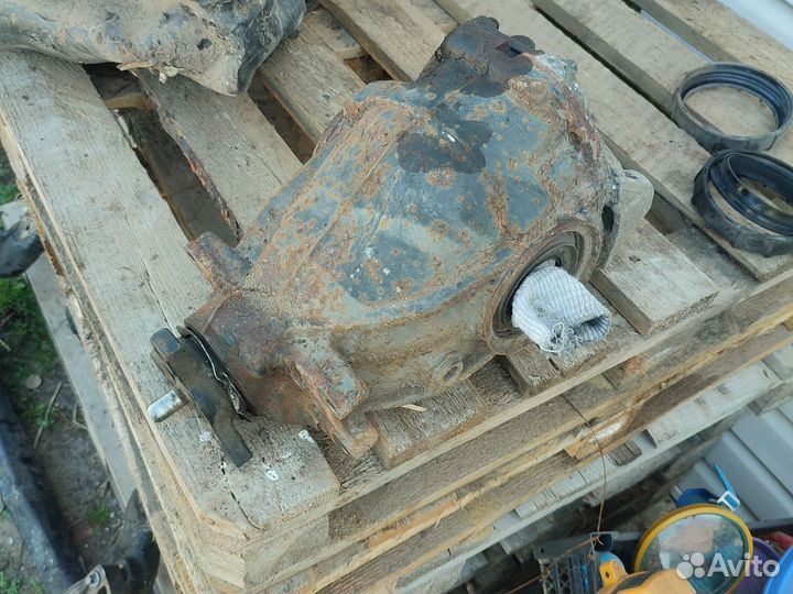 Mercedes w211 задний редуктор