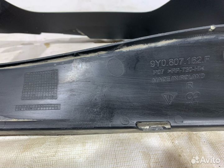 Воздуховод правый передний Porsche Cayenne 3