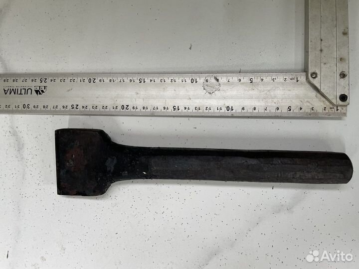 Зубило для плитняка