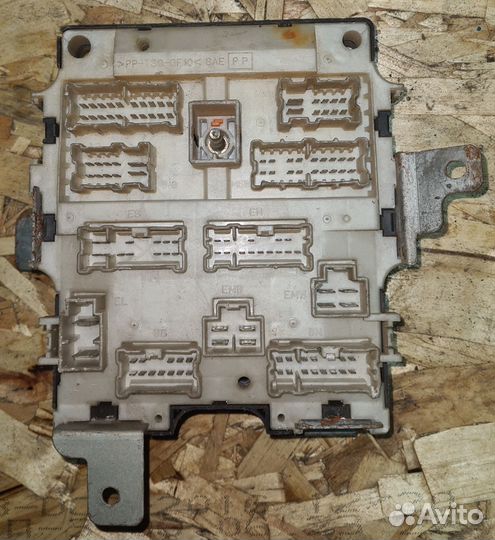 Блок предохранителей Nissan Cefiro A32