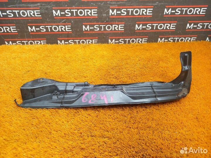 Пыльник крыла передний левый Audi A5 8T cdnc 2010