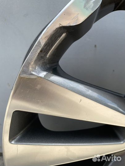 Оригинальные диски R17 LADA Vesta SW Cross