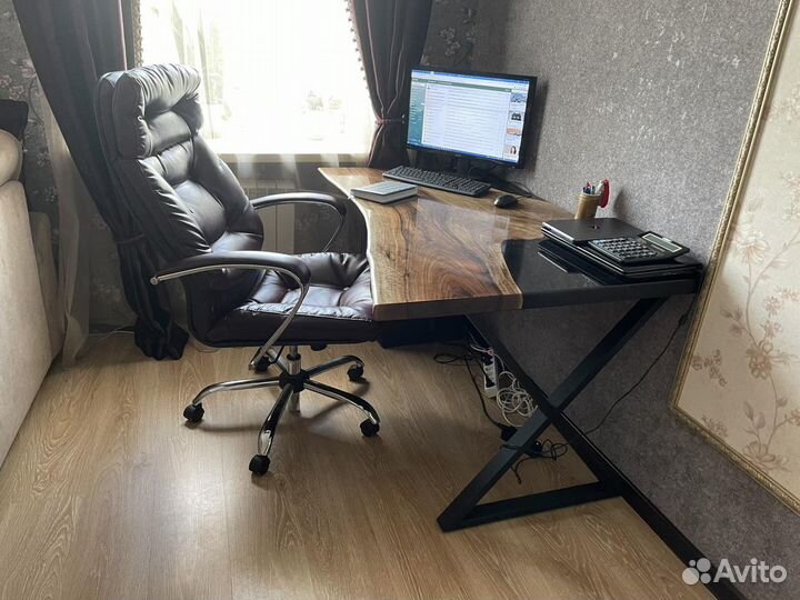 Стол река компьютерный (рабочий стол)