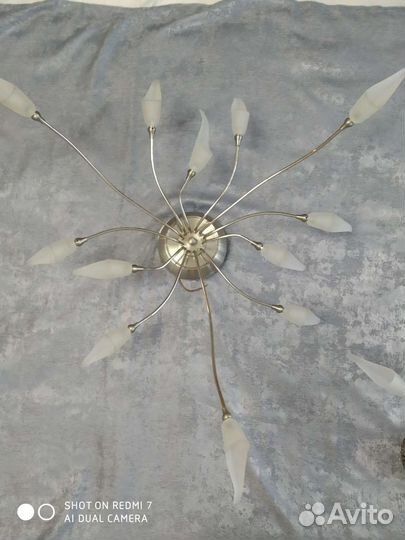 Люстра потолочная и светильники