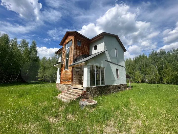 Дом 350 м² на участке 50 сот.