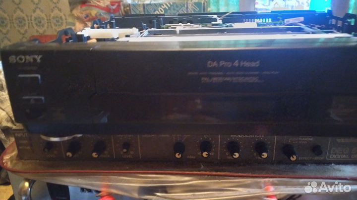 Видеомагнитофон Sony DA PRO 4 head SLV-E450EE
