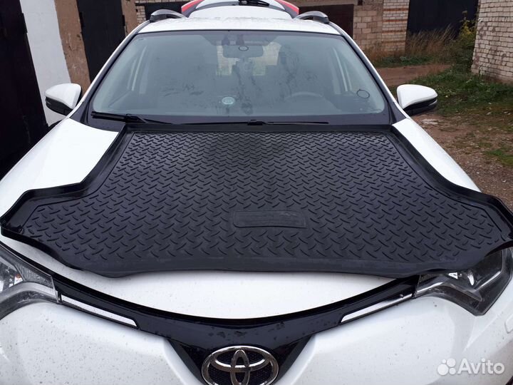 Коврики в бажник