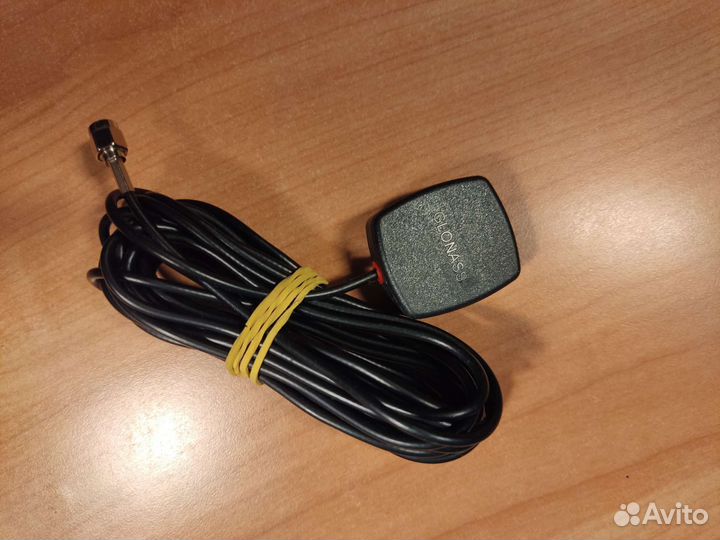 Антена Glonass