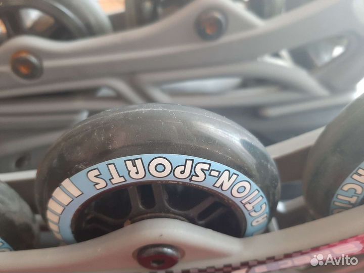 Роликовые коньки женские Reaction