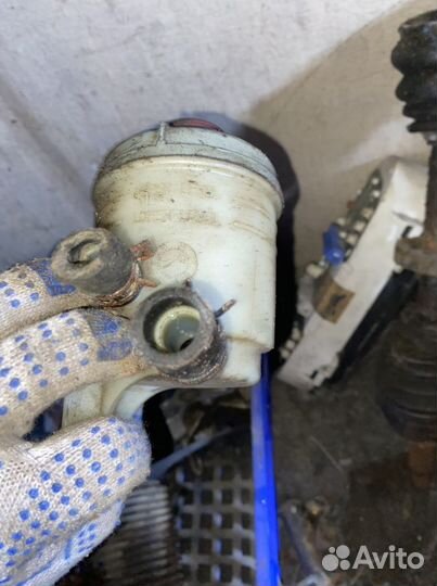 Бачок гидроусилителя ford puma