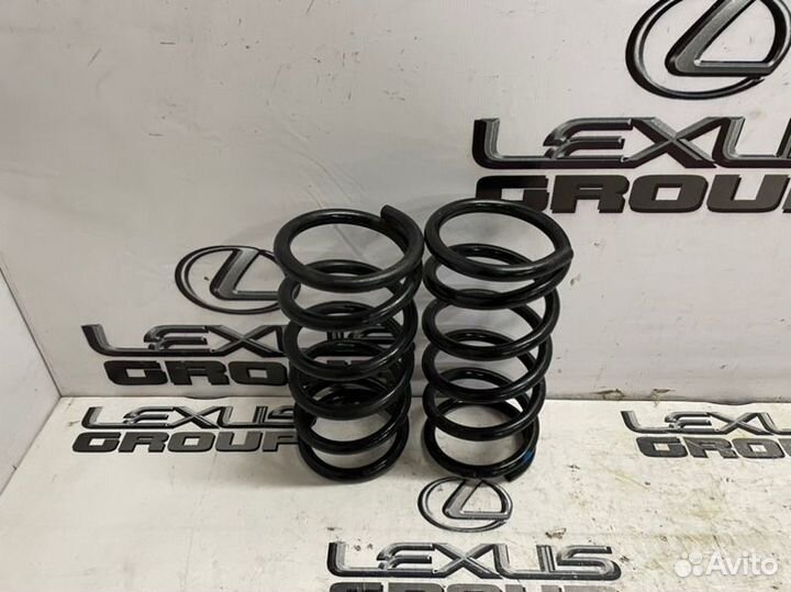 Пружина амортизатора задняя Lexus Rx450H GYL25