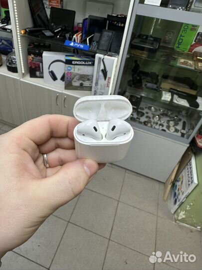 В продаже AirPods 2-го поколения A2031