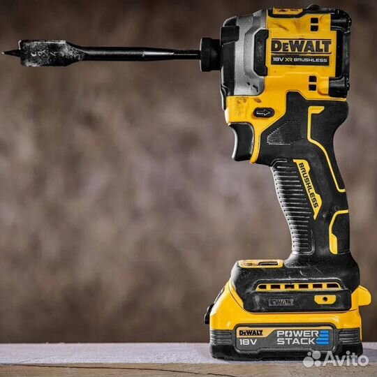 Винтоверт Ударный impact atomic DeWalt 18v. DCF850