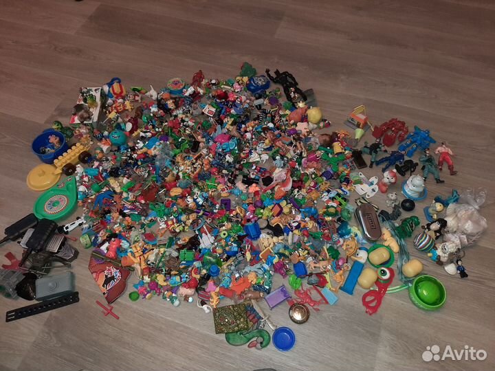 Киндер игрушки