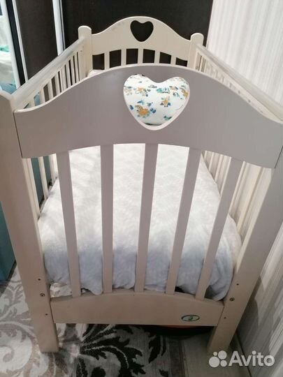 Детская кроватка