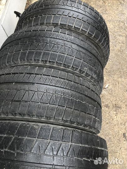 Bridgestone Blizzak Revo GZ 215/55 R16