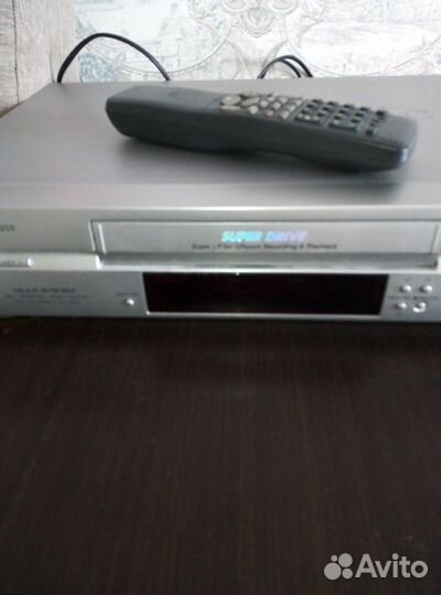 Видеомагнитофон panasonic