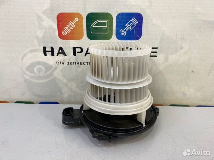 Мотор отопителя (печки) Toyota Camry XV70 2AR-FE