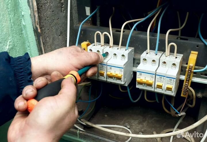 Услуги электрика. Ремонт проводки