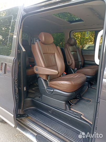 Аренда минивэна с водителем