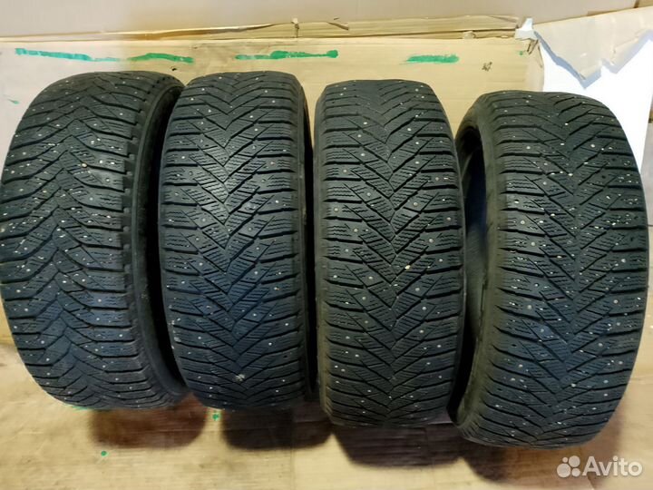 Triangle IceLink Trin PS01 215/60 R17 92L