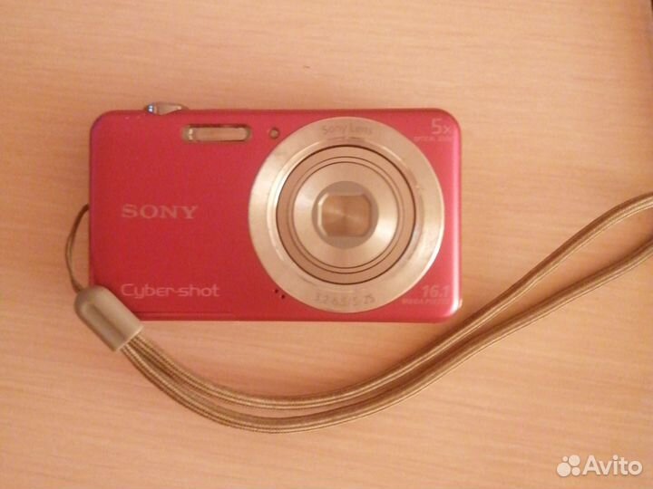 Компактный фотоаппарат Sony DSC-W710