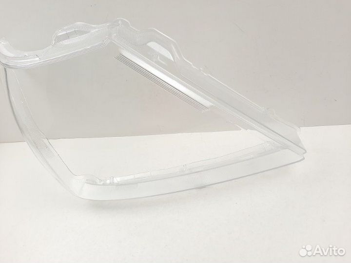 Стекло фары правое Nissan Patrol U62 2010