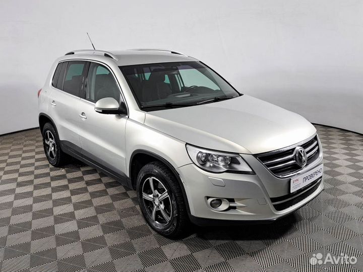 Volkswagen Tiguan 2.0 AT, 2010, 245 000 км