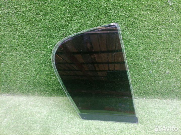 Стекло заднее правое Opel Astra H 2004-2008