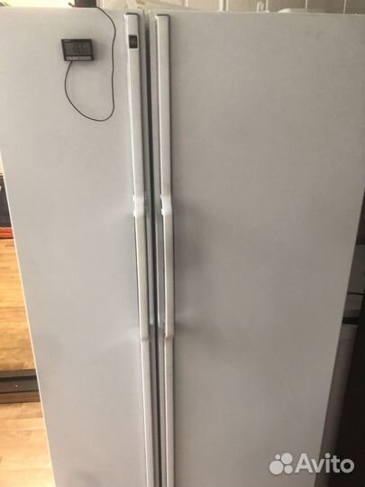 Холодильник general electric side by side