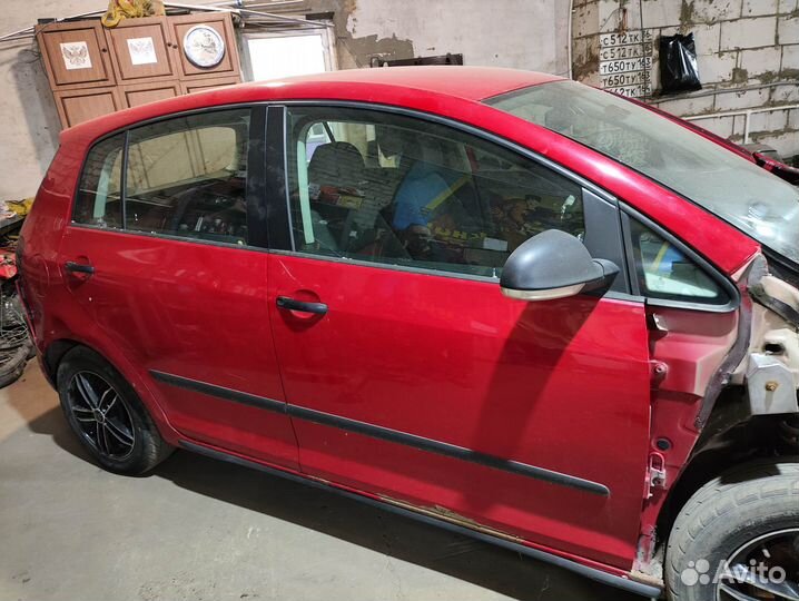 VW golf 5 plus в разборе