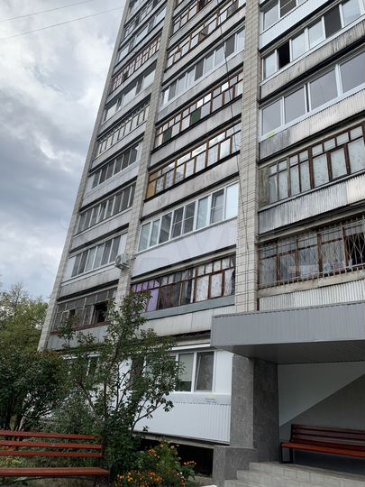 2-к. квартира, 49 м², 10/12 эт.