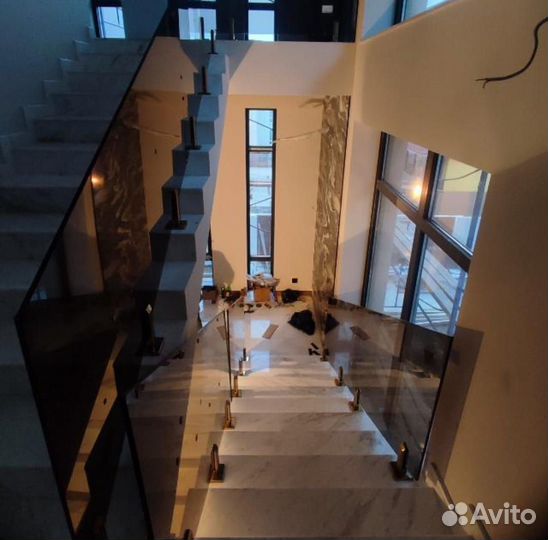 Каленое стекло под