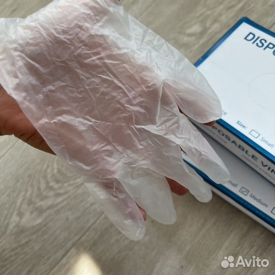 Виниловые перчатки М размер