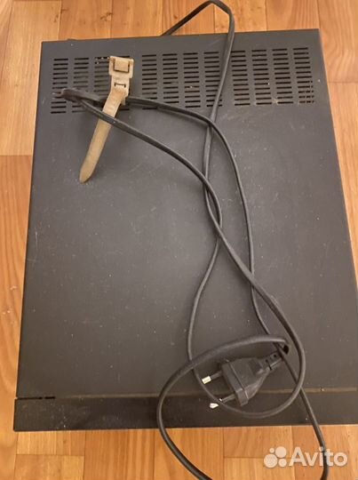 Видеомагнитофон