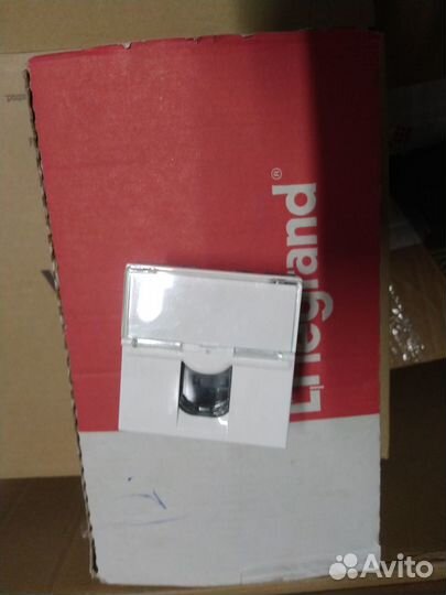 Розетка компьютерная RJ45 Legrand mosaic