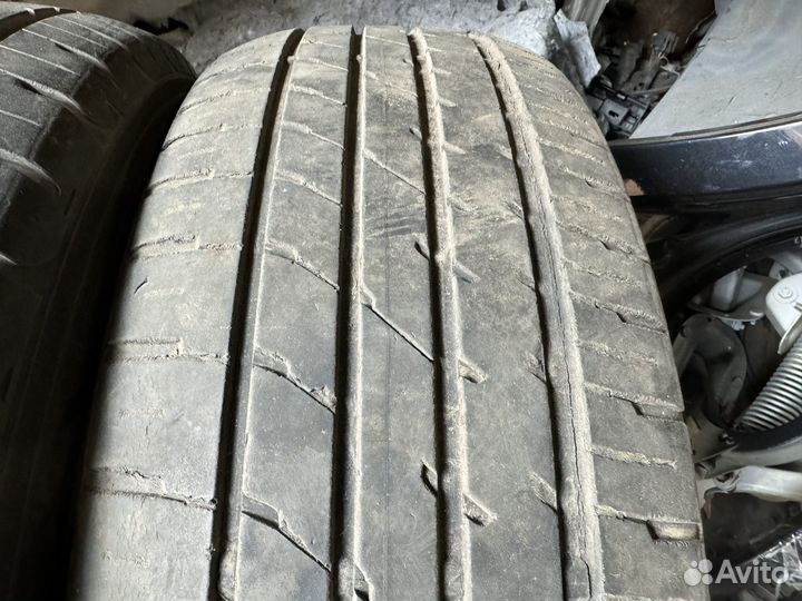 Dunlop Enasave RV504 215/60 R17 96H