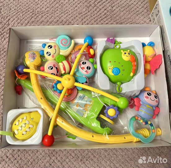 Мобиль с пультом ду